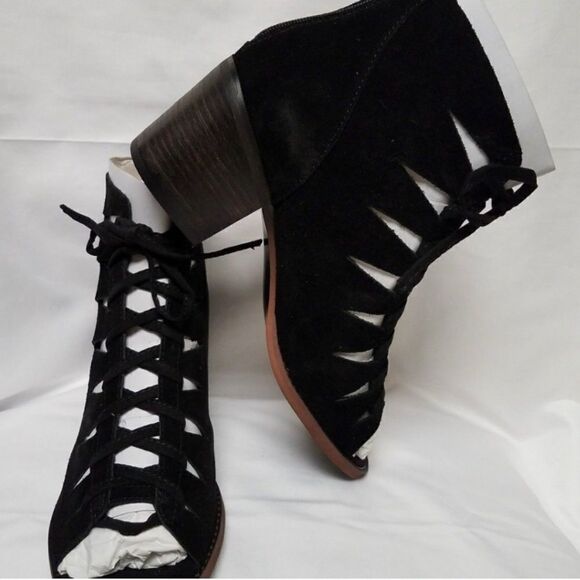 Soho cobbler basil black chunky heel shoes - Picture 3 of 5